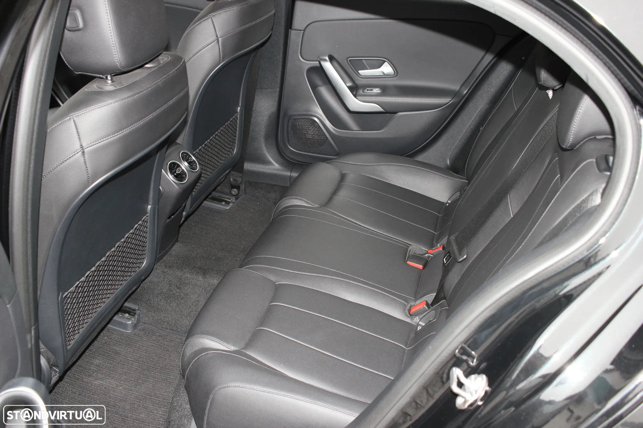 Mercedes-Benz A 180 d Progressive Aut. - 31