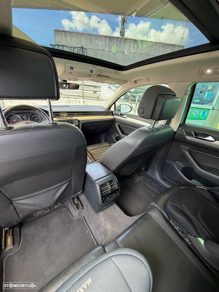 VW Passat Variant 2.0 TDI Confortline DSG - 17