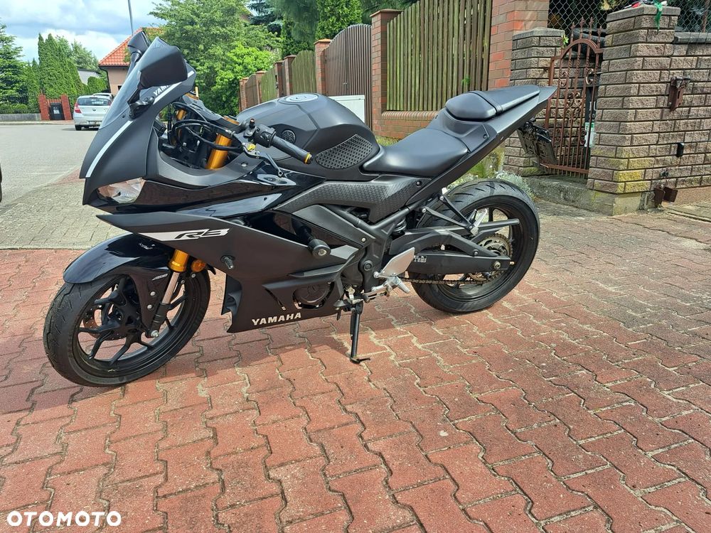Yamaha R3 - 17