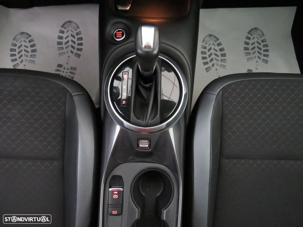 Nissan Juke 1.0 DIG-T N-Connecta NAV. DCT - 44