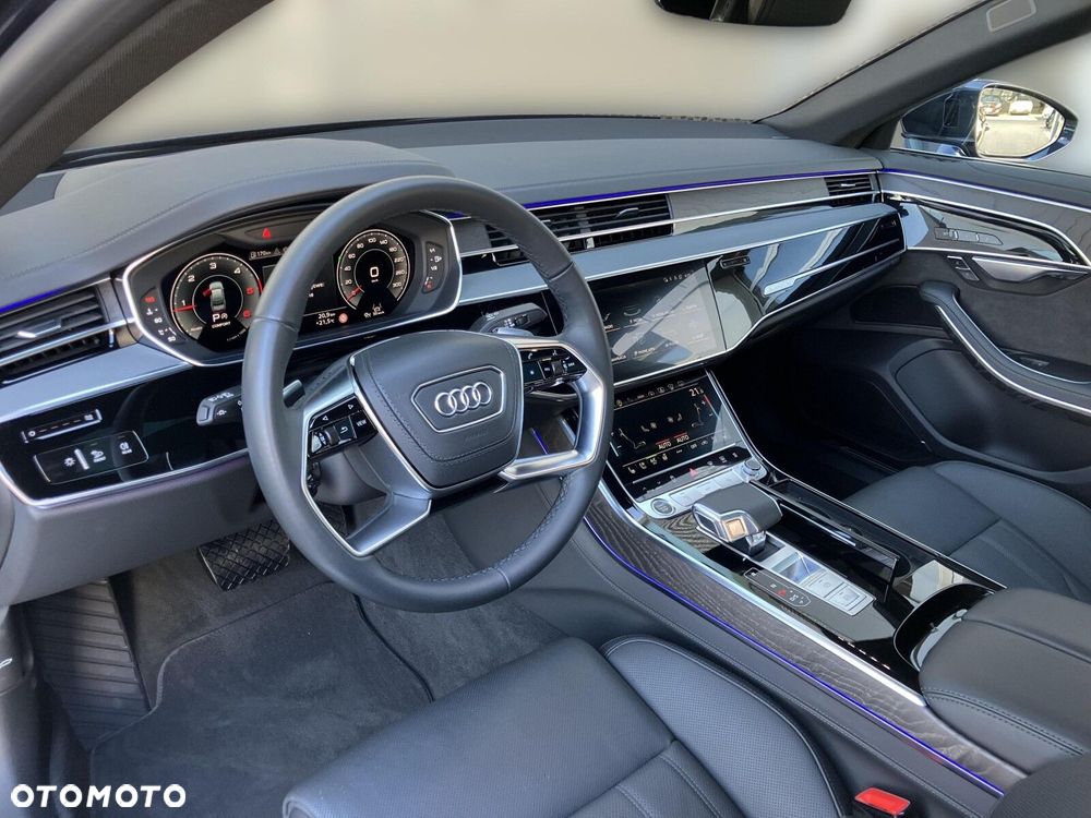 Audi A8 - 10