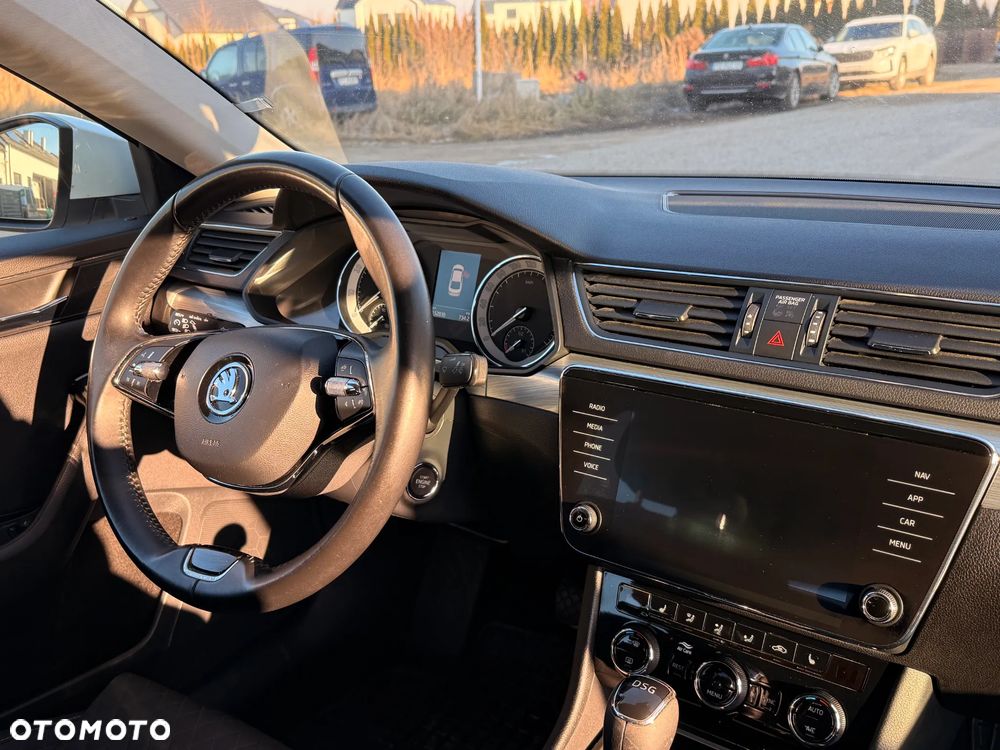 Skoda Superb 1.5 TSI Ambition DSG - 15