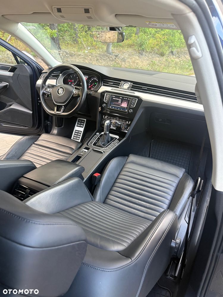Volkswagen Passat Alltrack - 15