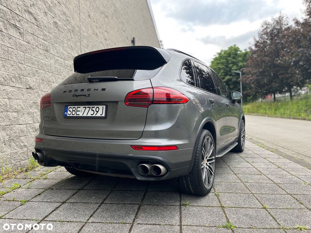 Porsche Cayenne S Platinum Edition - 7