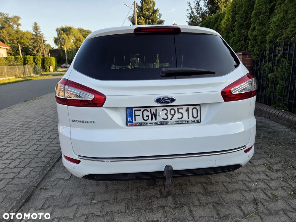 Ford Mondeo - 26