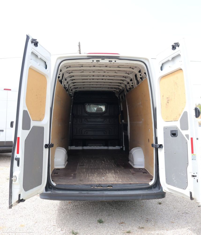 VW Crafter 2.0TDi ExtraLonga C/Iva Incluído - 9