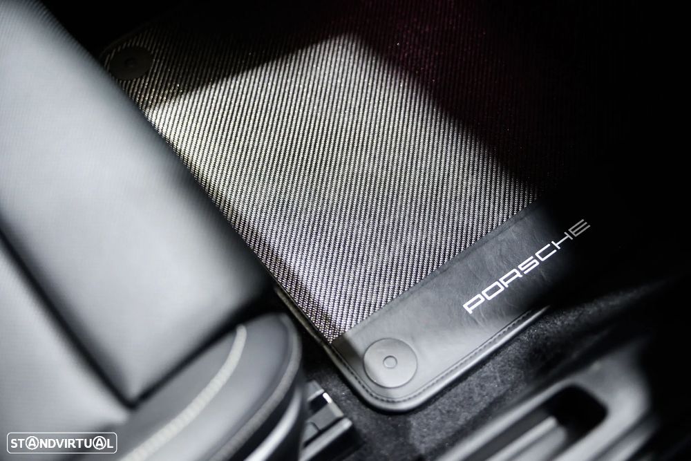 Porsche 911 (992) Targa 4 GTS PDK - 34