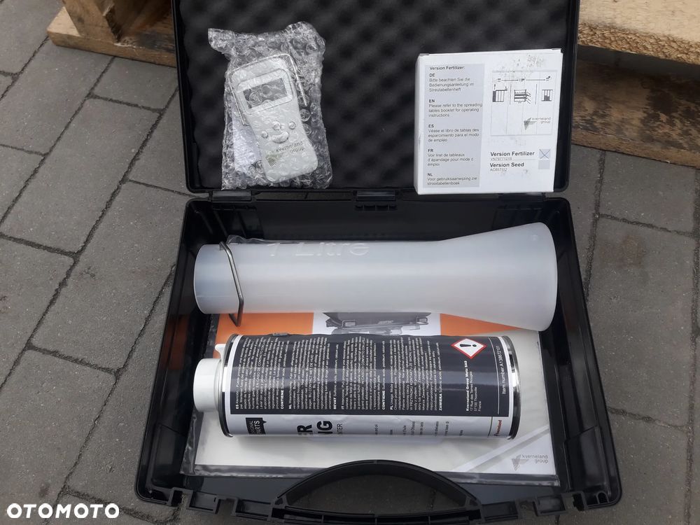Kverneland Rozsiewacz z wagą Exacta CL EW 2000 L, komputer , antena - 12