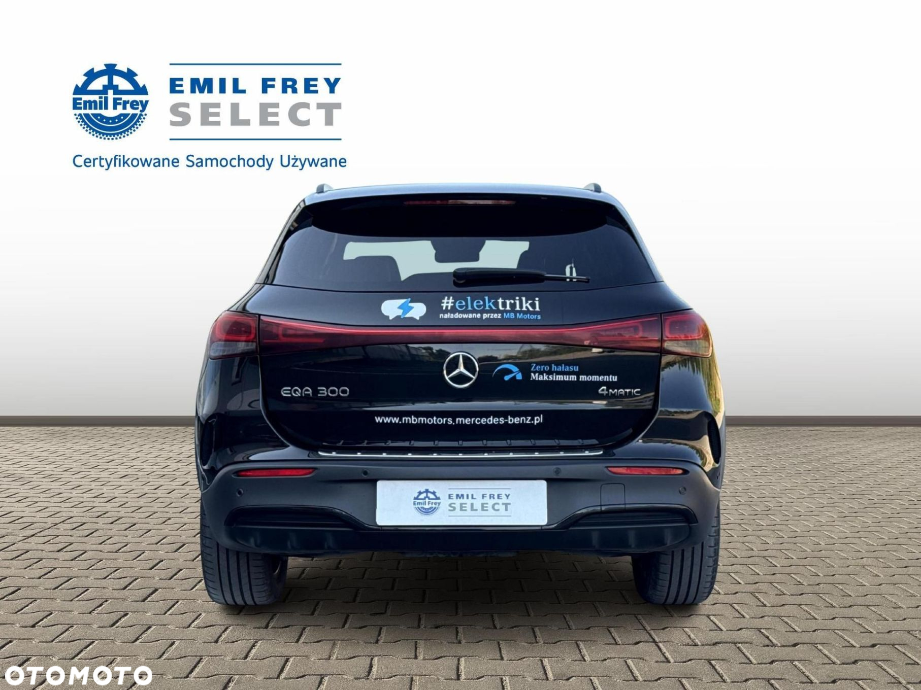 Mercedes-Benz EQA 300 66.5kWh 4-Matic AMG Line - 4