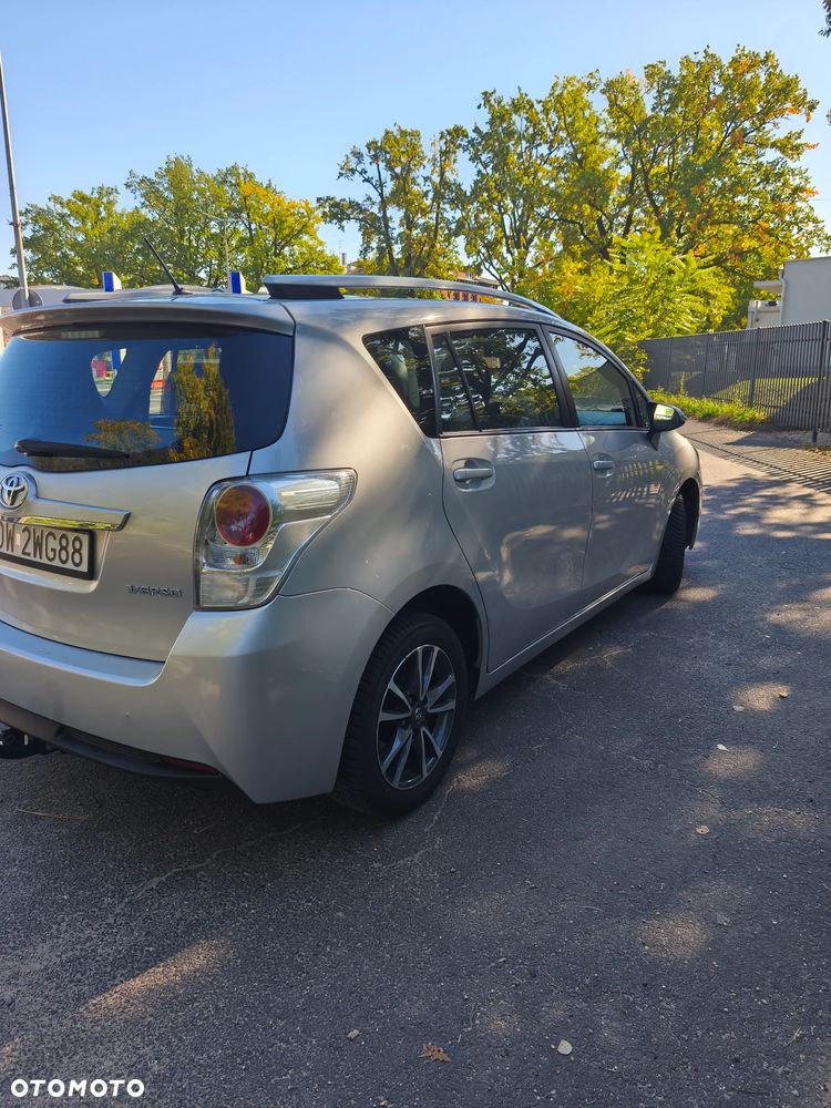 Toyota Verso - 30