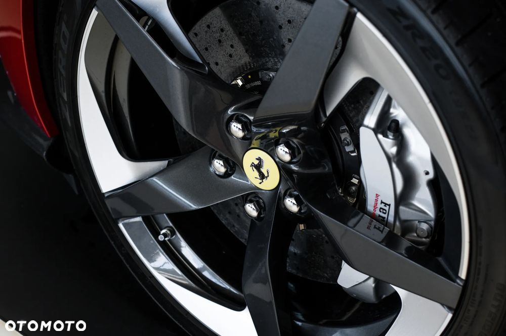 Ferrari Amalfi - 16