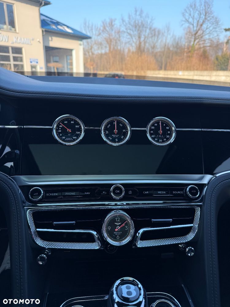 Bentley Flying Spur - 13