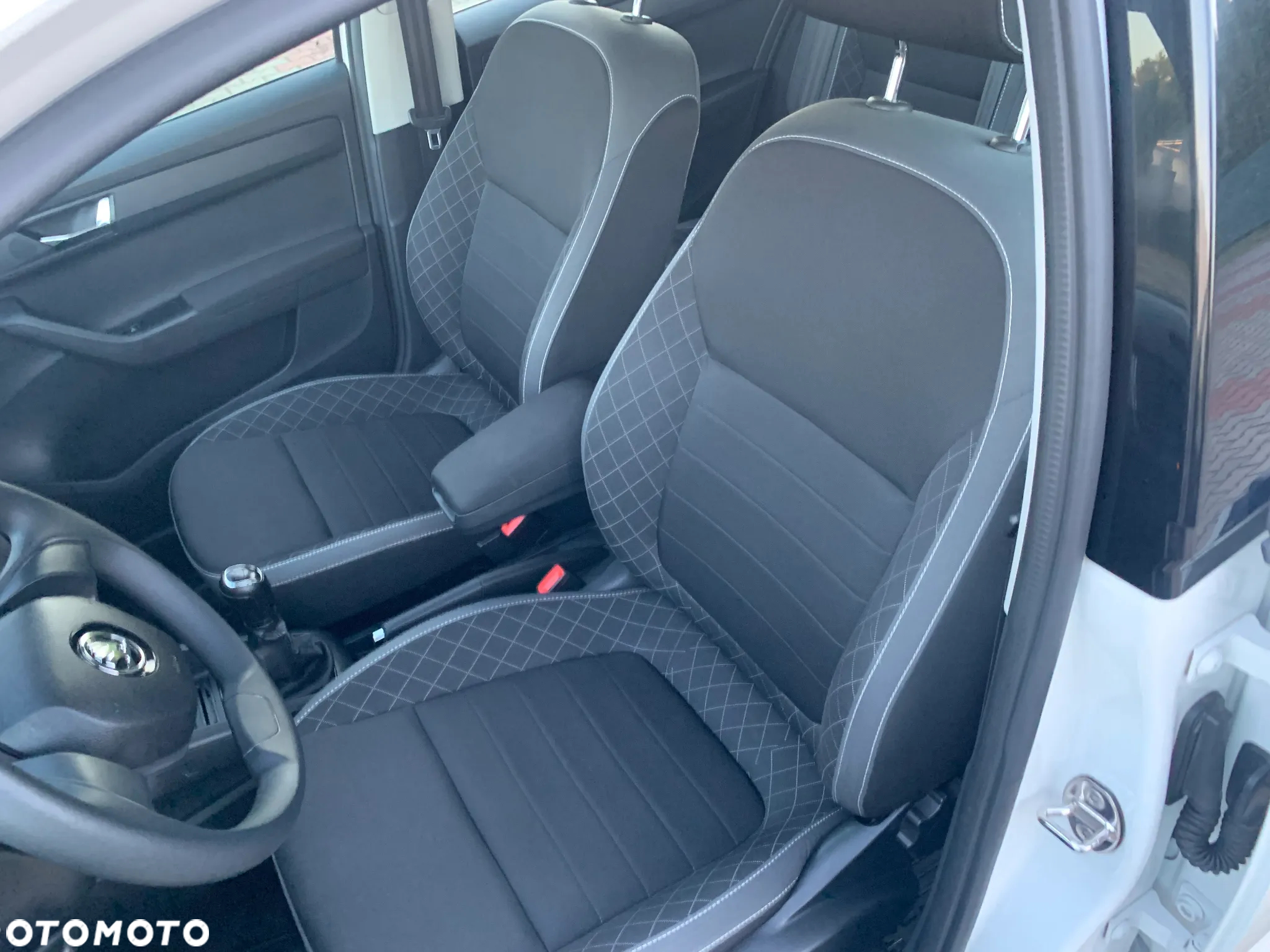 Skoda Fabia 1.0 TSI Ambition - 11