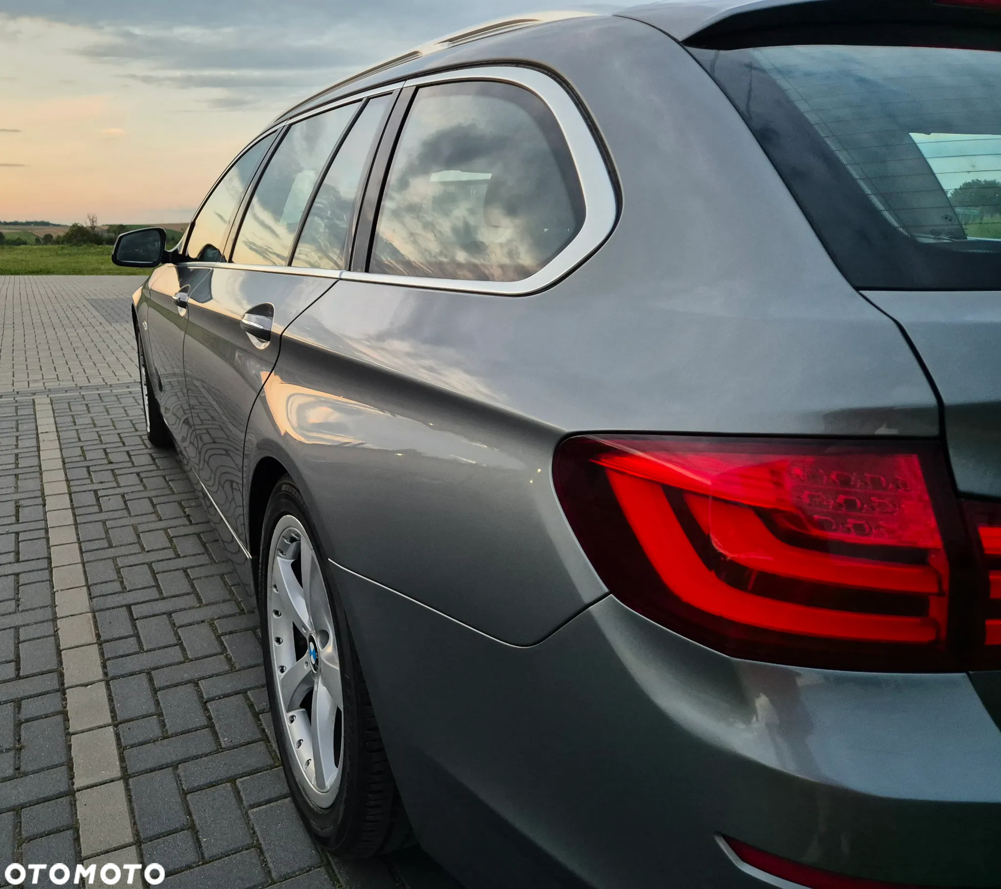 BMW Seria 5 520i Touring - 20