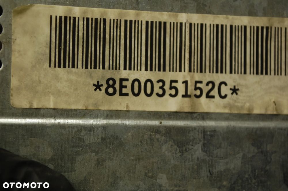 RADIO FABRYCZNE AUDI CHORUS 8E0035152C AUDI A4 B6 B7 - 4