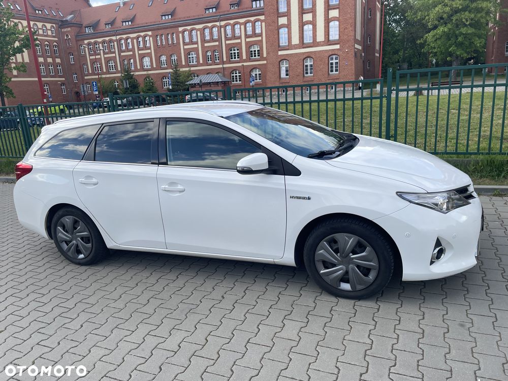 Toyota Auris - 2