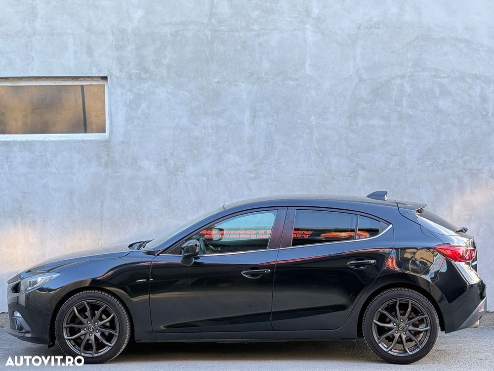 Mazda 3 - 7