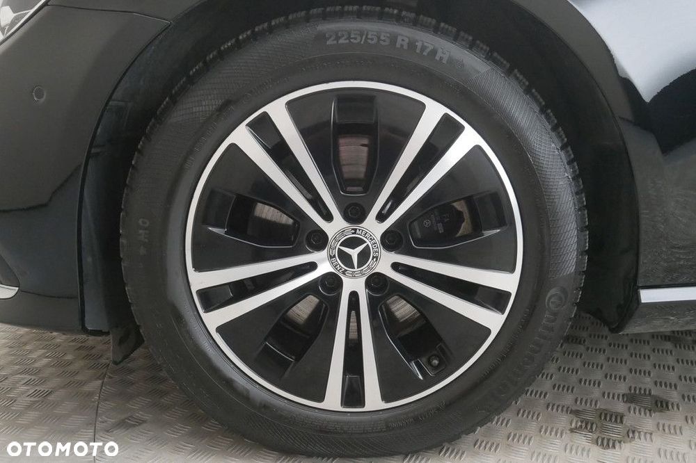 Mercedes-Benz Klasa E - 14