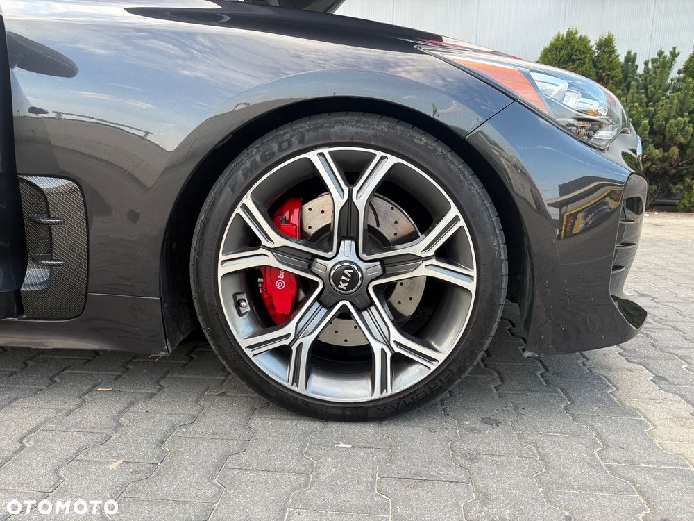 Kia Stinger 3.3 T-GDI AWD GT - 6