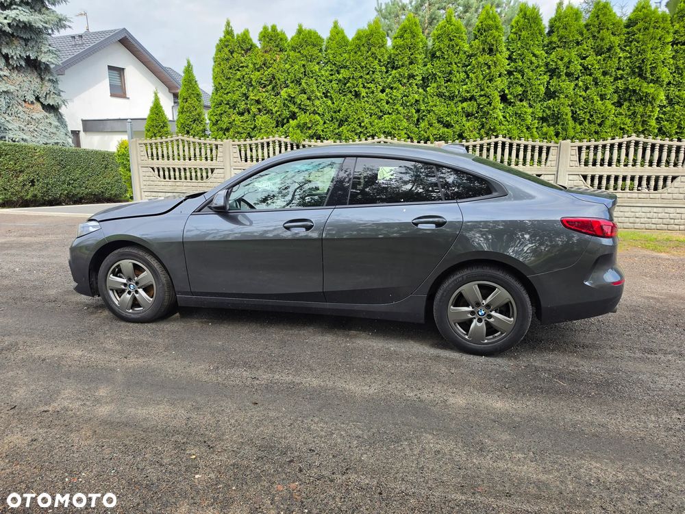 BMW Seria 2 216d - 8