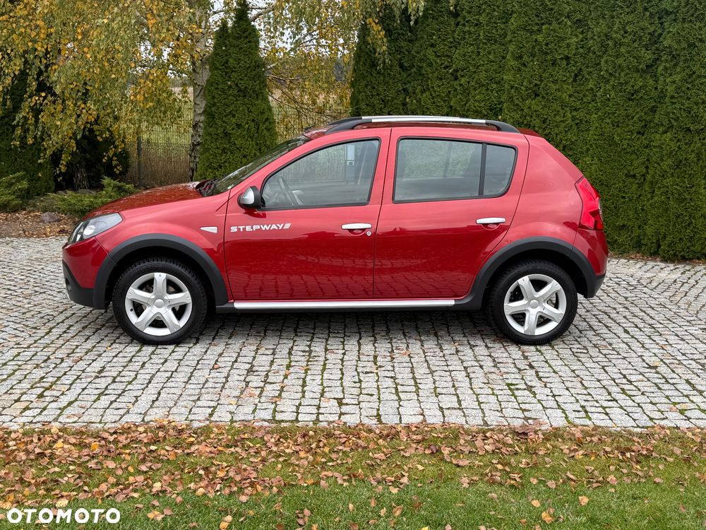 Dacia Sandero Stepway 1.6 - 9