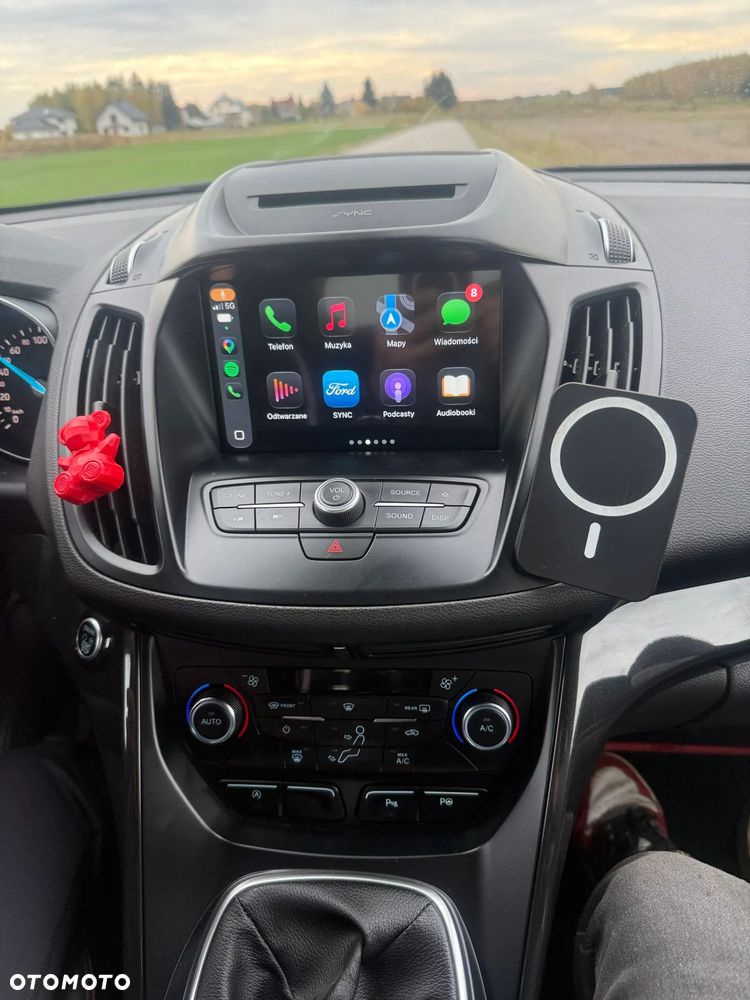 Ford Kuga - 8