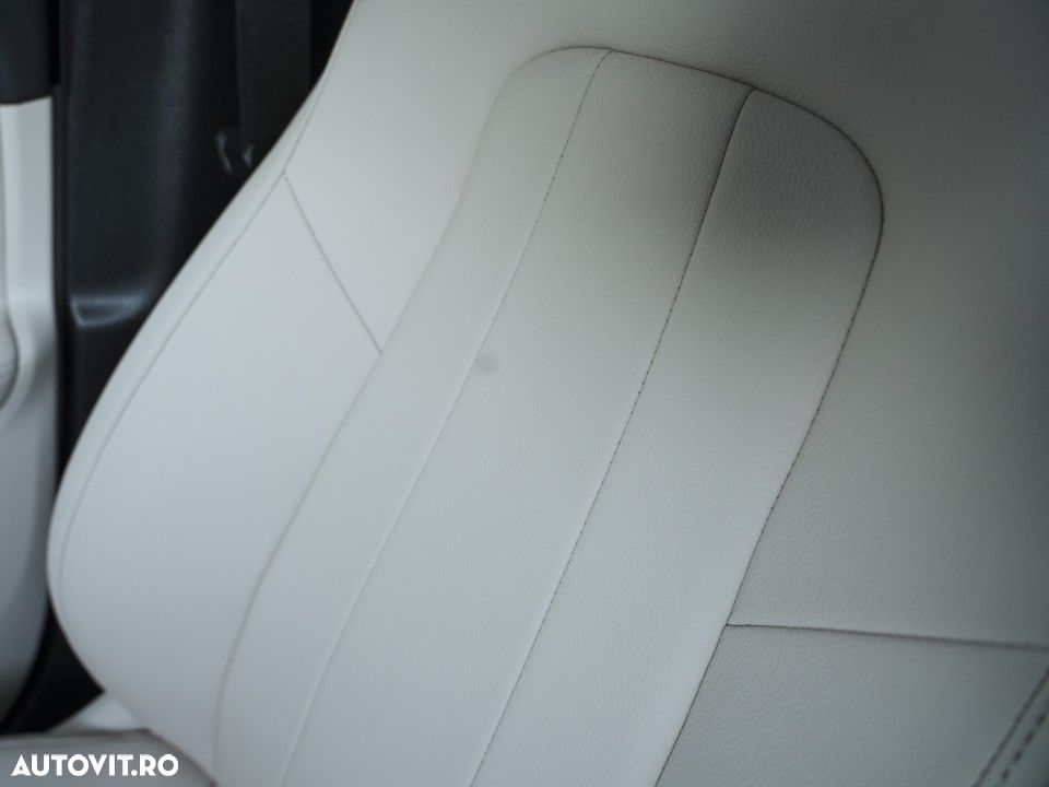 Mercedes-Benz GLA 250 e - 22