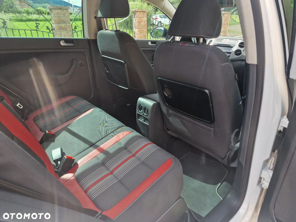 Volkswagen Golf Plus - 11