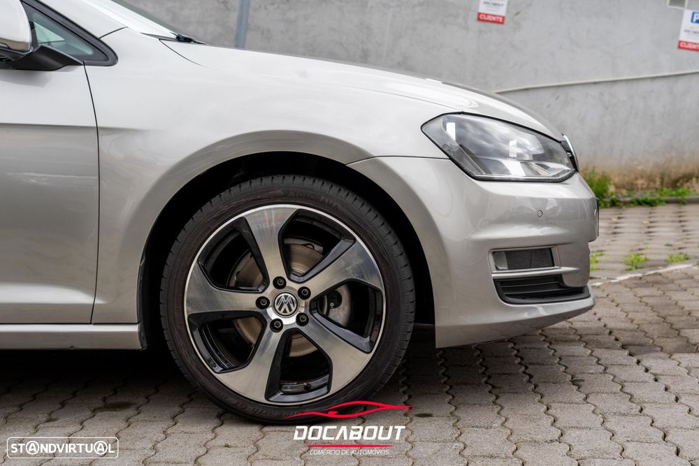 VW Golf 1.6 TDi Trendline DSG - 6