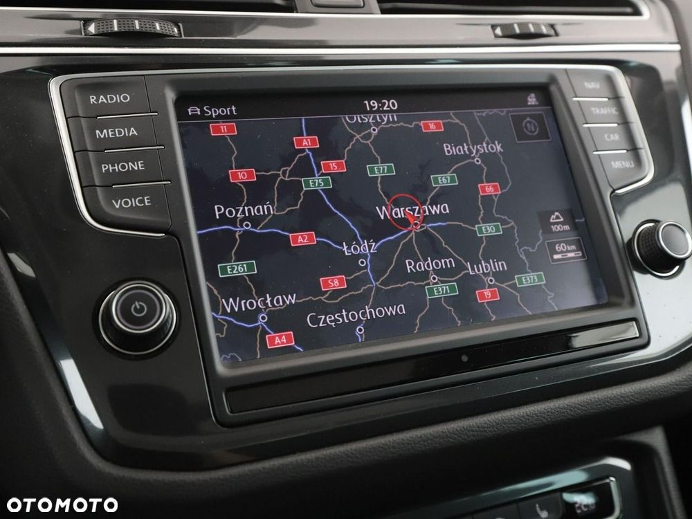 Volkswagen Tiguan 2.0 TDI SCR 4MOTION DSG Highline - 25