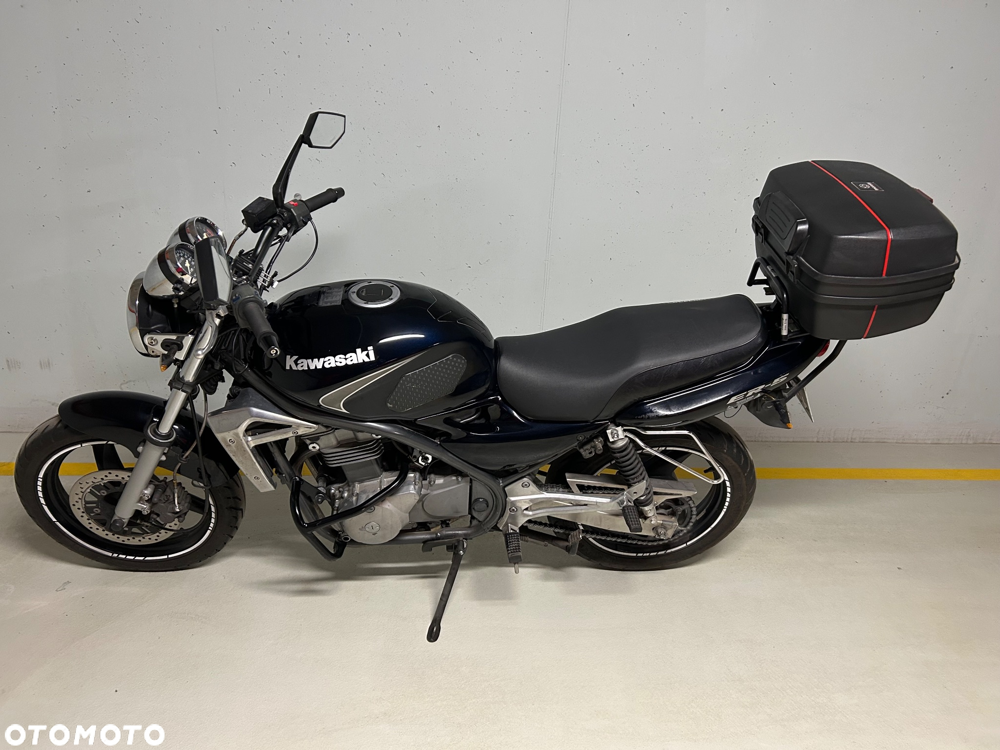 Kawasaki ER - 7