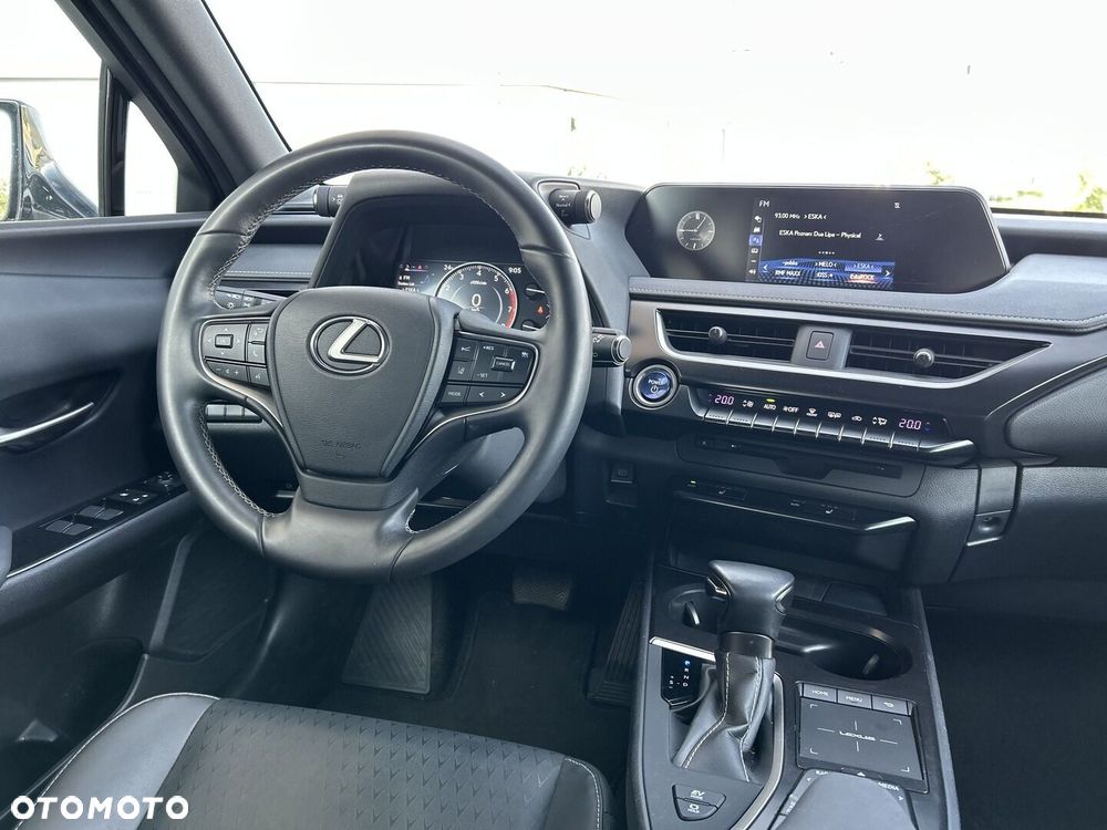 Lexus UX 250h GPF F Impression 2WD - 12