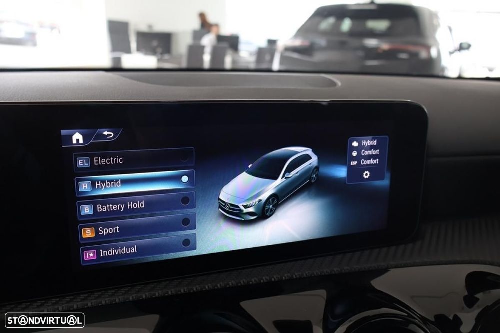 Mercedes-Benz A 250 e - 27