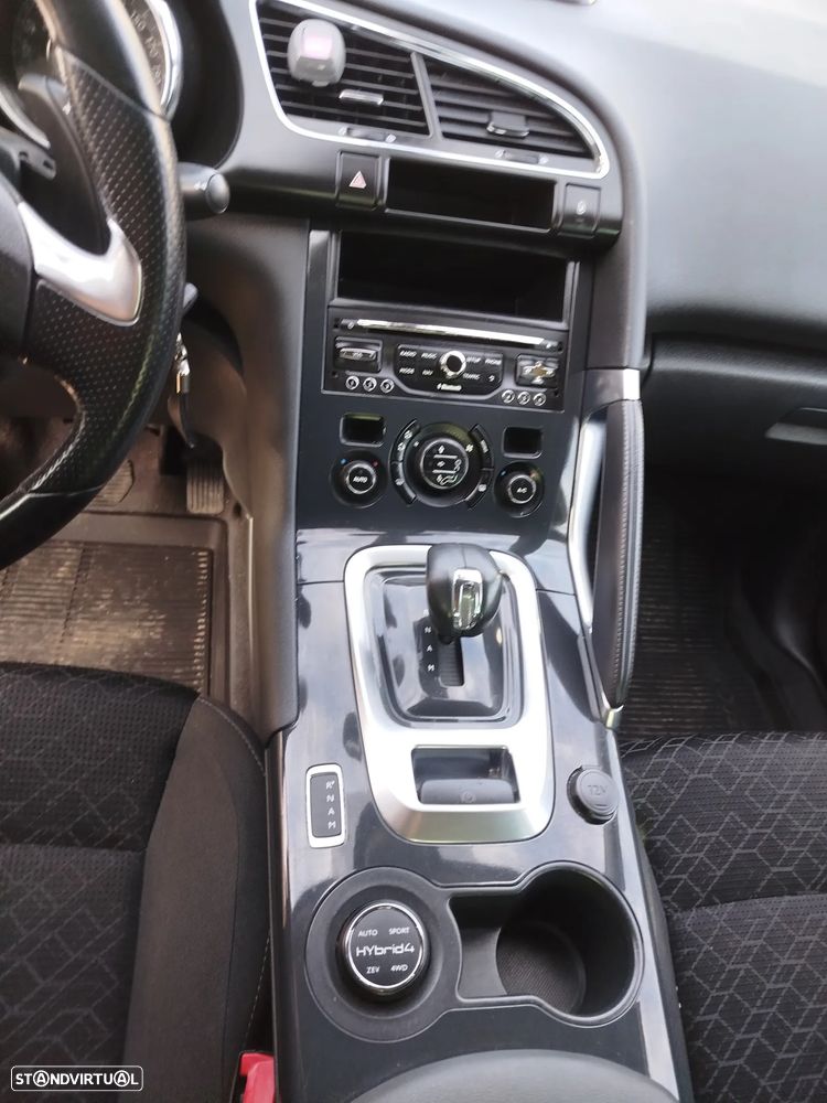 Peugeot 3008 2.0 HDi Hybrid4 - 6