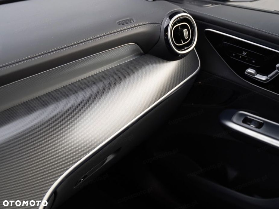 Mercedes-Benz GLC - 13