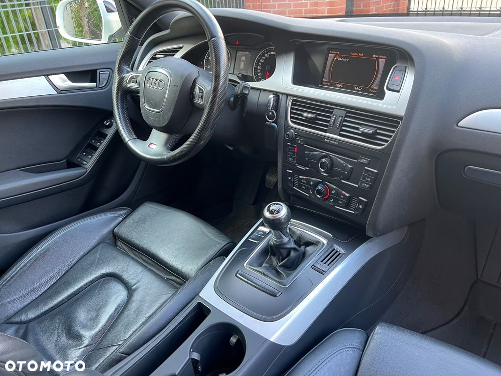 Audi A4 Avant - 10
