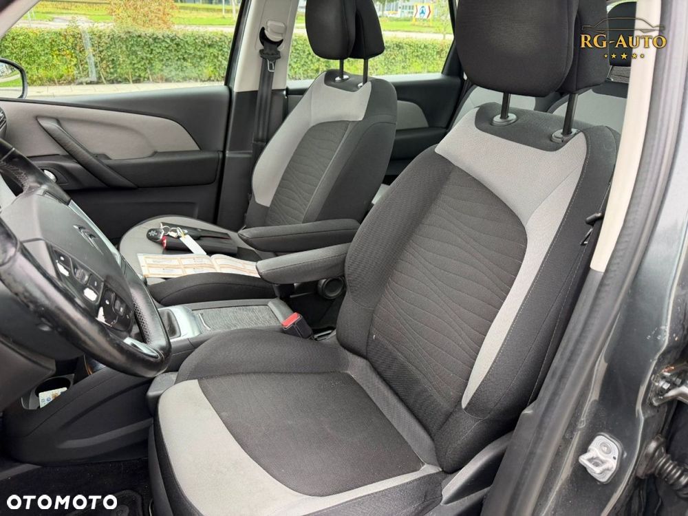 Citroën C4 Picasso - 26
