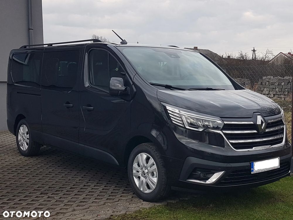 Używany Renault Trafic 2023 - 140 600 PLN, 12 000 km - Otomoto.pl