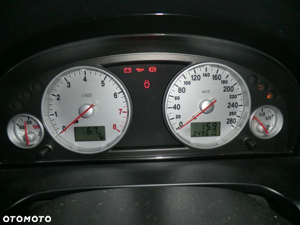 Ford Mondeo V6 ST 220 - 8