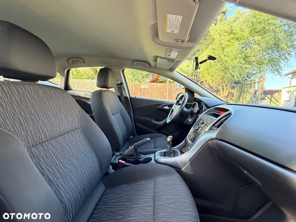 Opel Astra 1.6 Active EU6 - 26