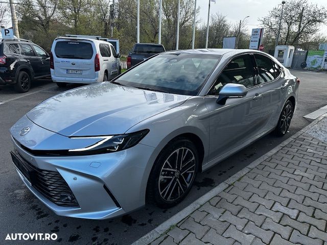 Toyota Camry Executive - 2