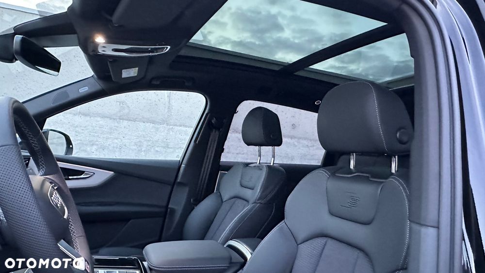 Audi Q7 - 11