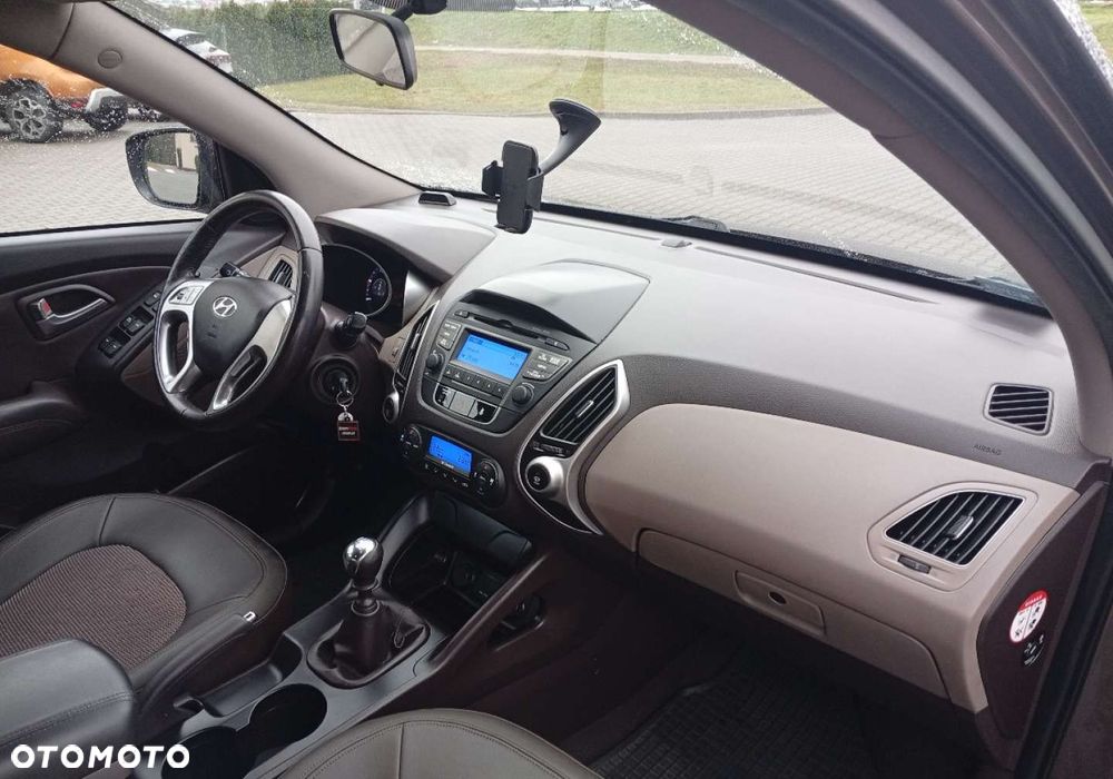 Hyundai ix35 - 15