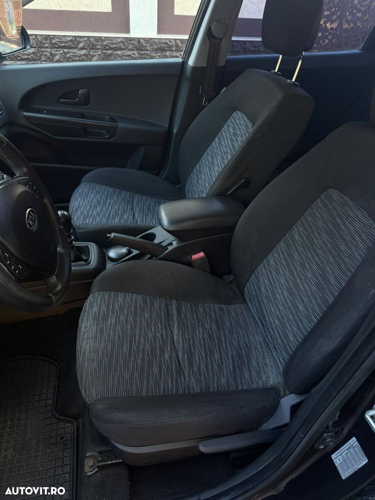 Kia Ceed - 6