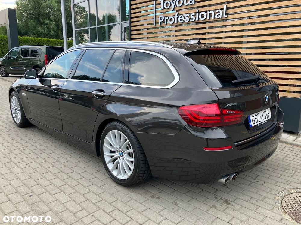 BMW Seria 5 530d xDrive Luxury Line - 6