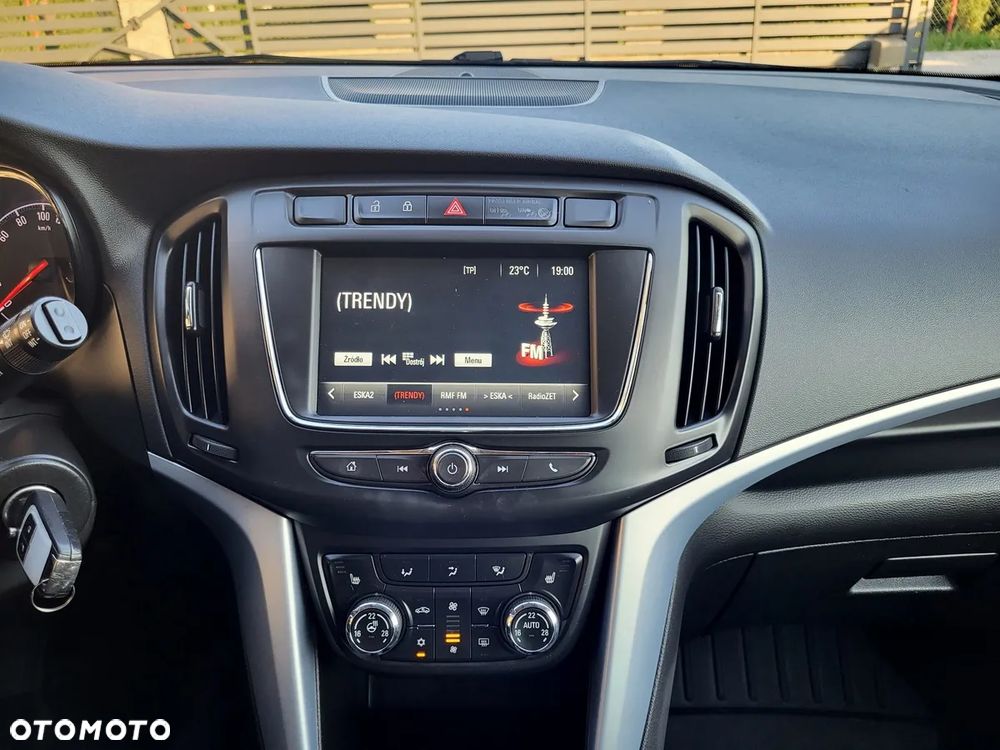 Opel Zafira - 19