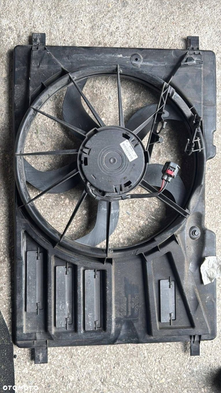 Wentylator chłodnicy Ford focus mk3, c-max mk2 1.6Ecoboost - 1