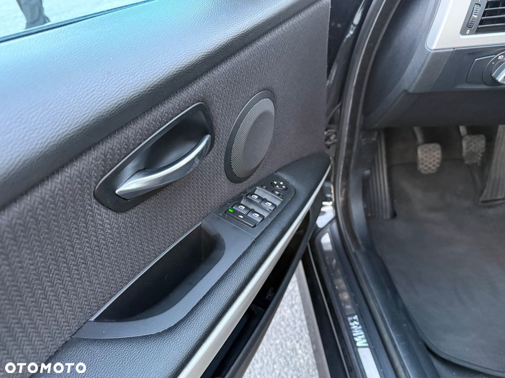 BMW Seria 3 - 19