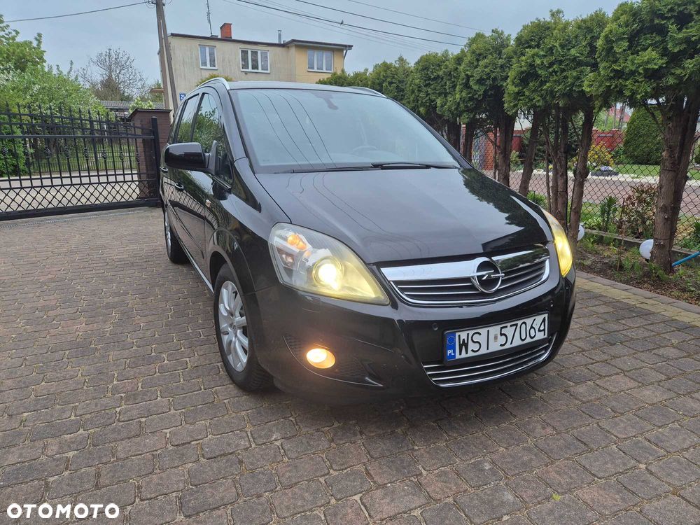 Opel Zafira - 1