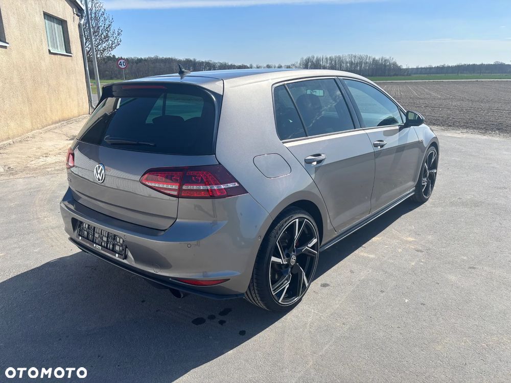 Volkswagen Golf GTI BlueMotion Technology - 4
